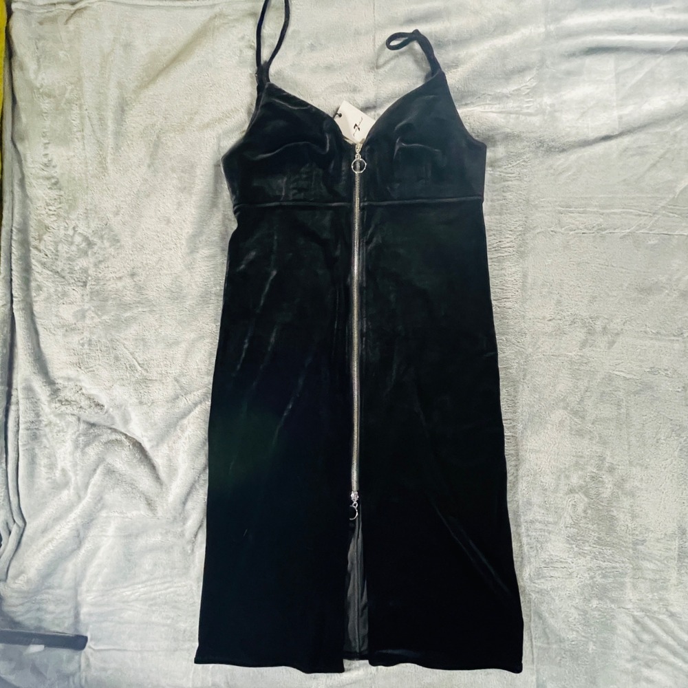 7 For All Mankind Black Velvet Zip Midi Dress NWT Size L Fitted